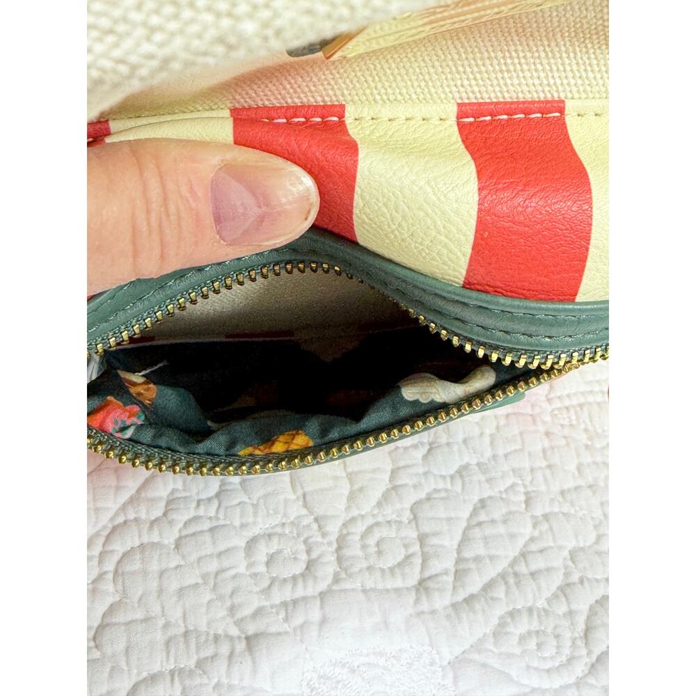 LOUNGEFLY JUNGLE CRUISE KIDS MINI BACKPACK BAG MICKEY MOUSE MAIN ATTRACTION - Picture 15 of 16